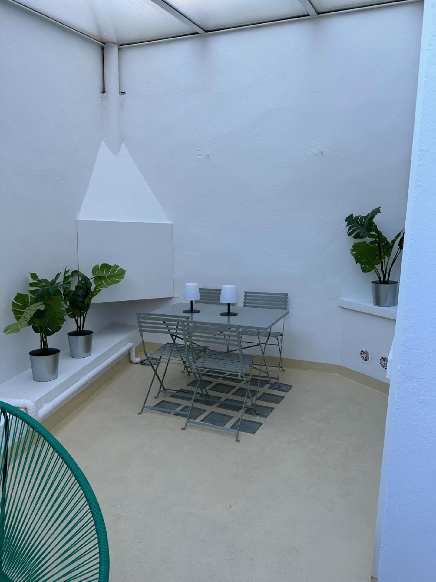 Charmant Appartement 3 Chambres Et Terrasse Eyragues Eksteriør billede