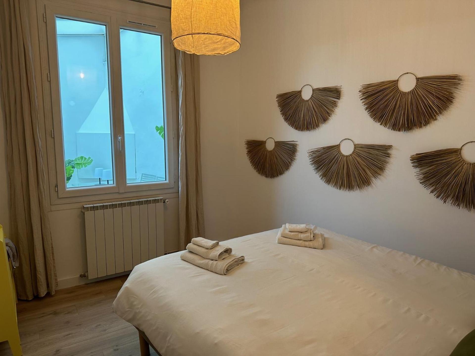 Charmant Appartement 3 Chambres Et Terrasse Eyragues Eksteriør billede